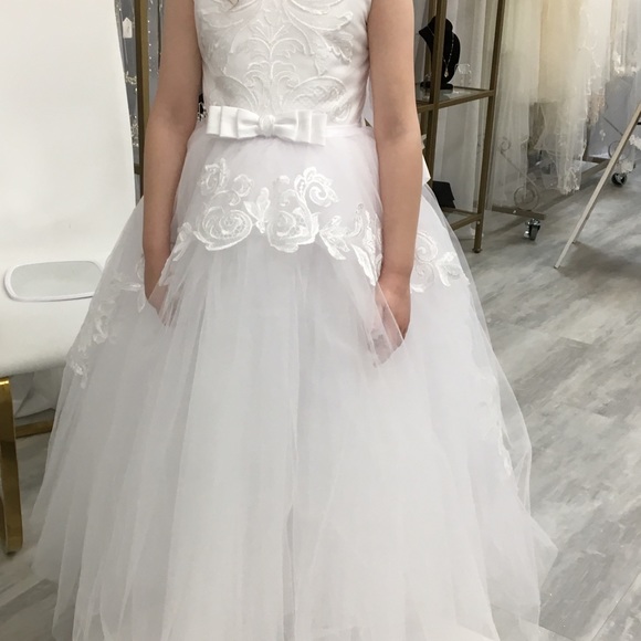 Pentelei formal girls gown - Picture 3 of 4